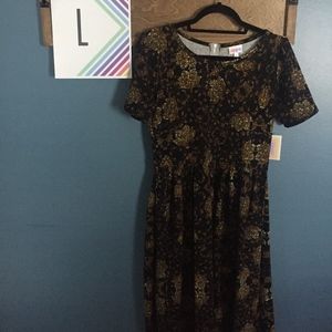 NWT LuLaRoe L Amelia Dress
